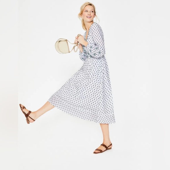 NWT Boden Flossie White Blue Floral Embroidered 100% Cotton Midi Dress Size 10 - Picture 9 of 11